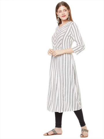 Women Straight Fit Woven Rayon Printed Flared Kurta