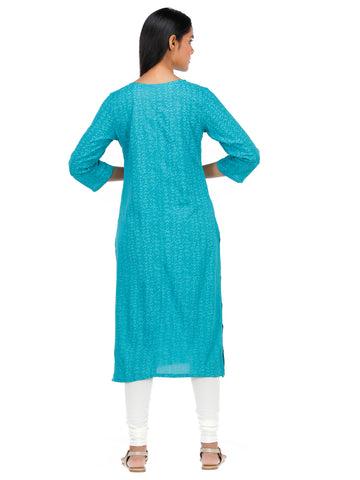 Women Wear Kurta in Woven Rayon Printed Straight Style