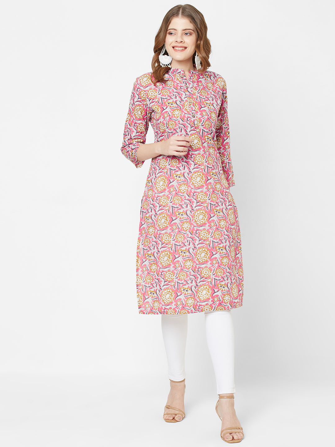Women Straight Fit Woven Cambric Floral Printed Kurta