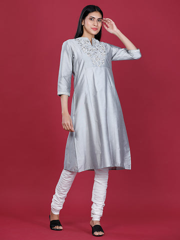 Women Woven Viscose Blend Grey Embroidered Kurta