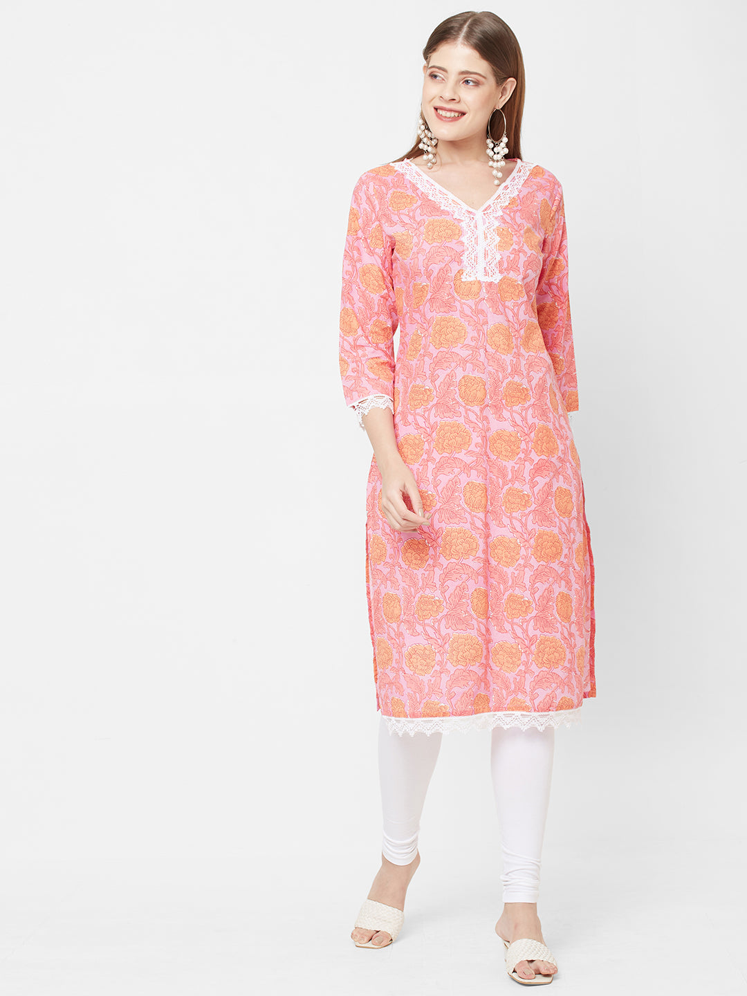 Women Floral Printed Woven Cambric Lace Work Kurta