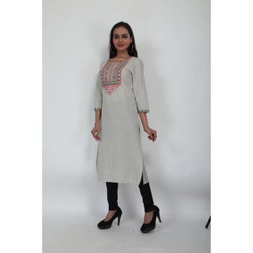 Women Woven Blend Off White Embroidered Kurta